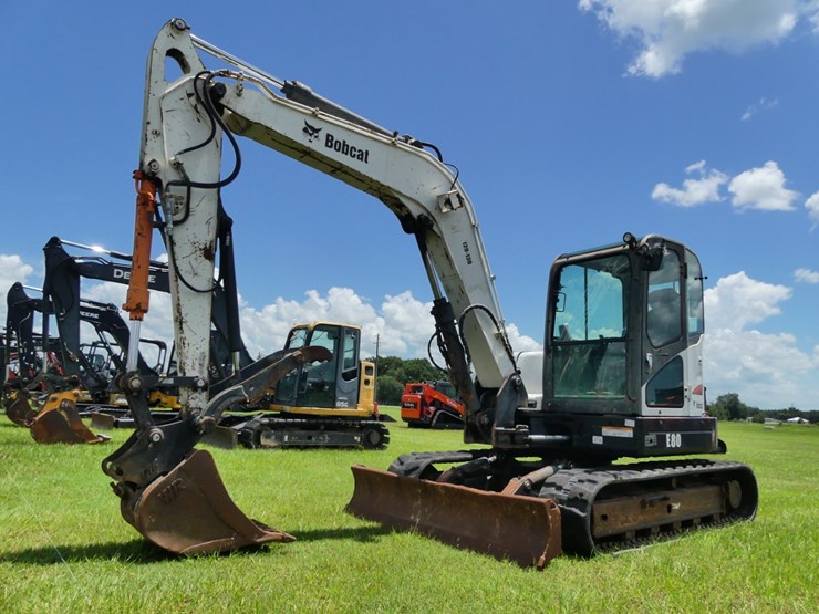 2011-bobcat-e80-image-1
