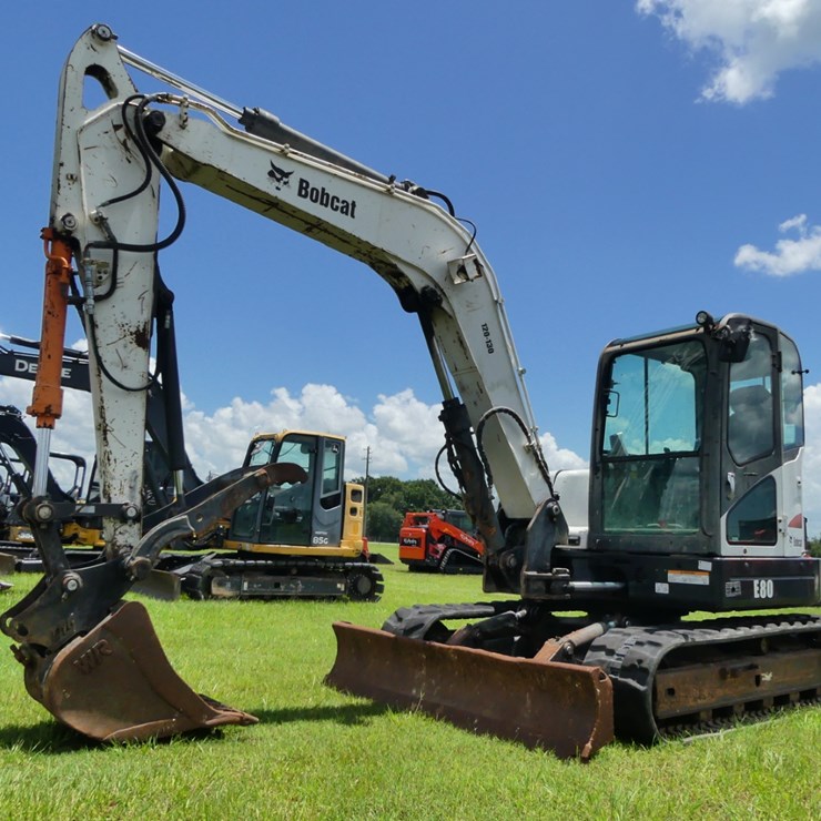 2011 BOBCAT E80