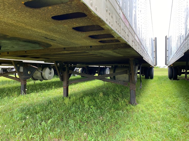 2005-utility-3000r-reefer-image-34