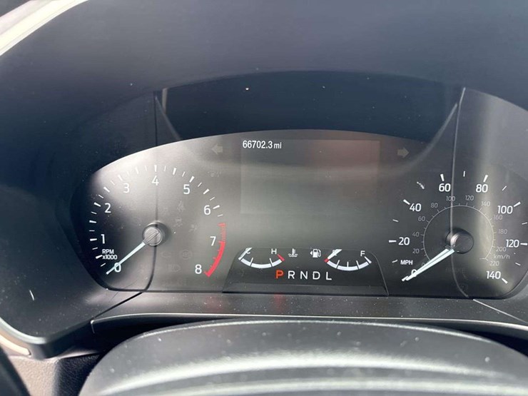 2020-ford-escape-se-image-19