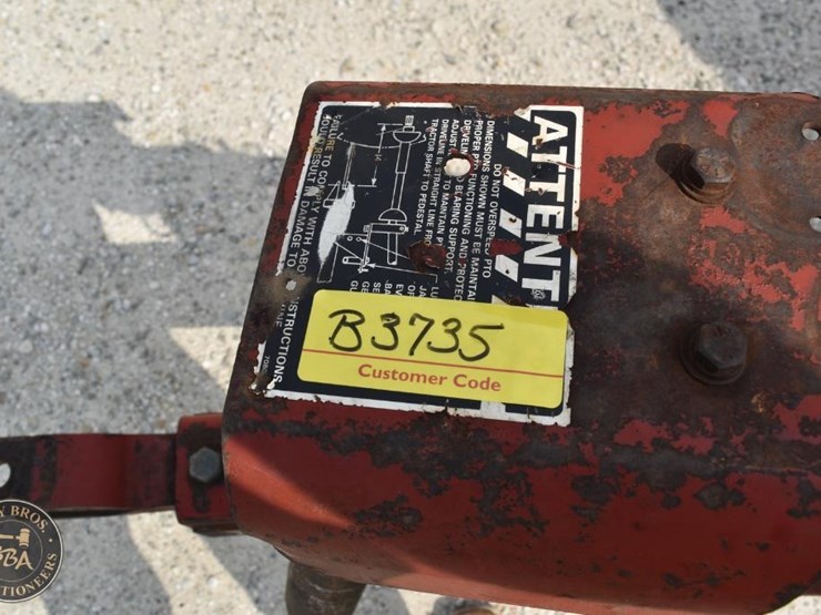 new-holland-311-image-38