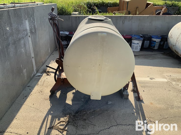 3-pt-200-gal-sprayer-image-4
