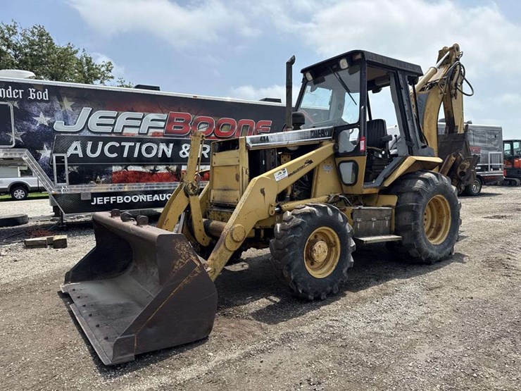 caterpillar-416b-image-1