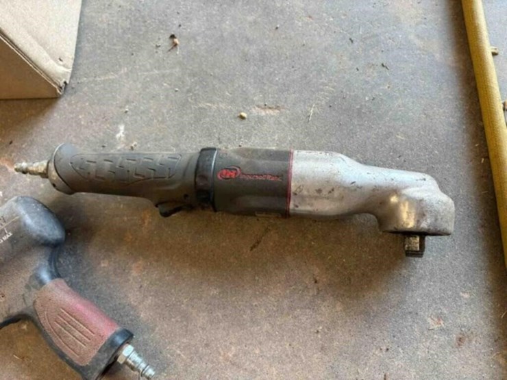 assort-of-air-tools-image-6