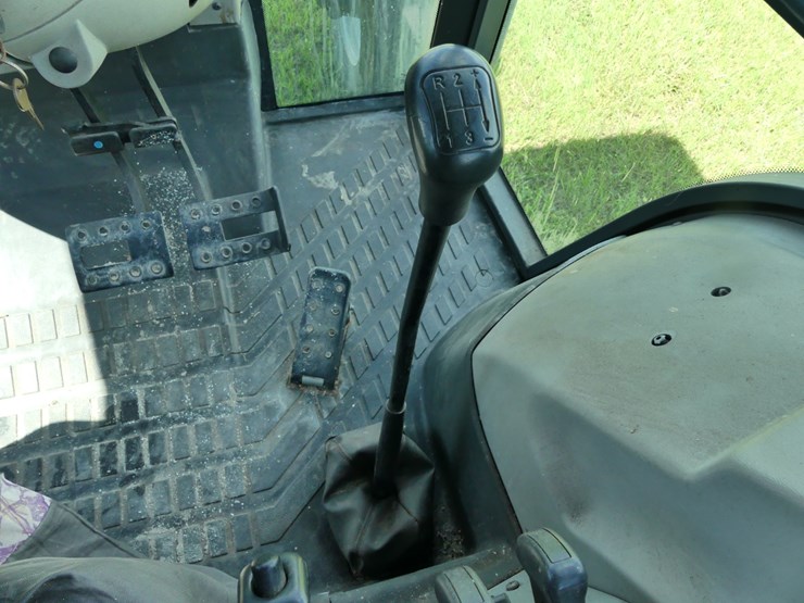 massey-ferguson-4243-image-14
