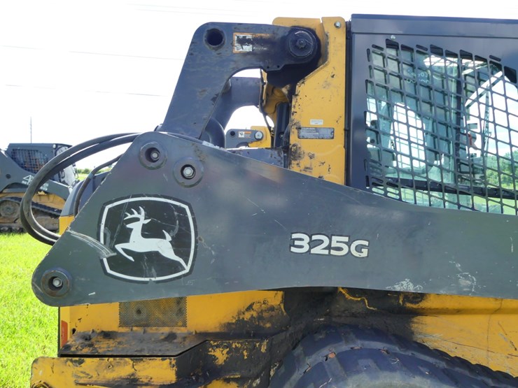 2023-deere-325g-image-7