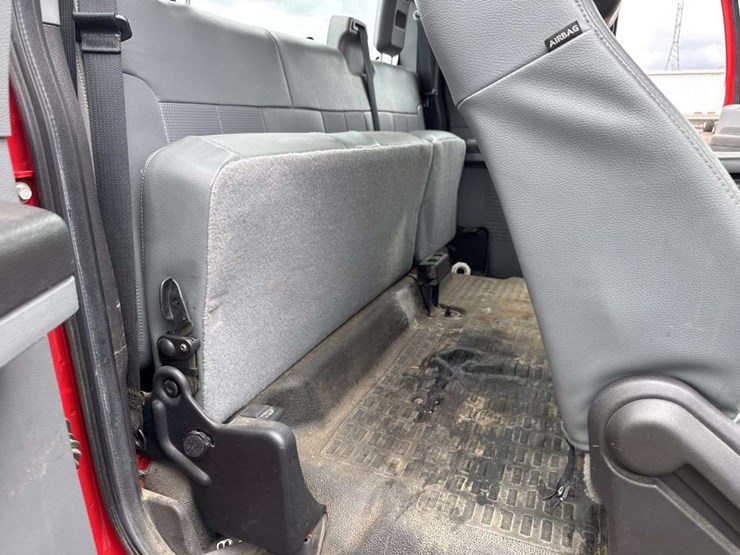 2016-ford-f350-image-13