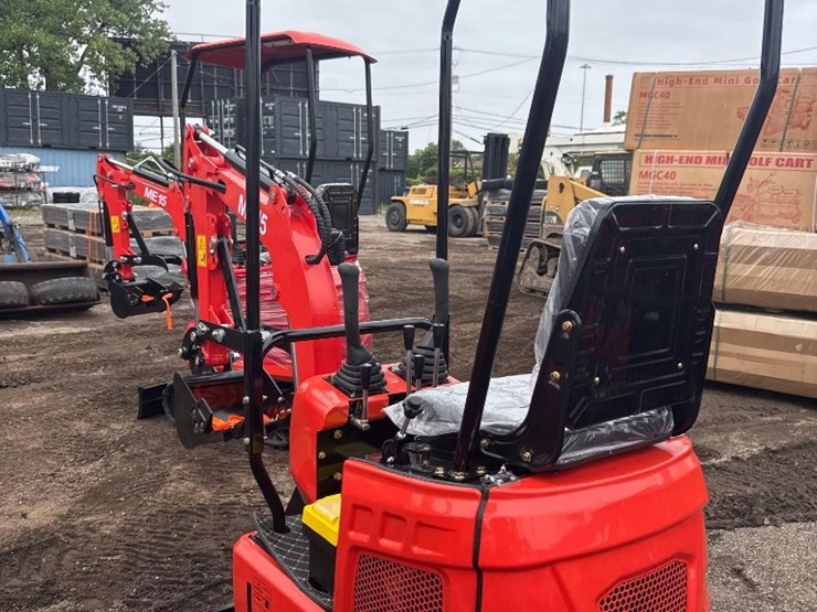new-sd-lanch-co-mini-excavator-model-me15-image-5