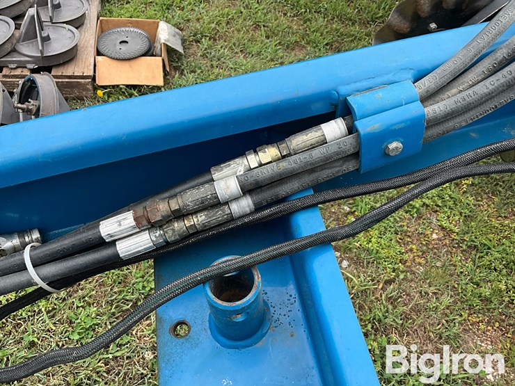 2000-kinze-2000-image-11