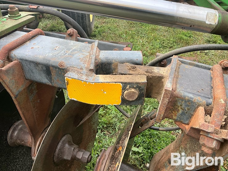 john-deere-630-image-13
