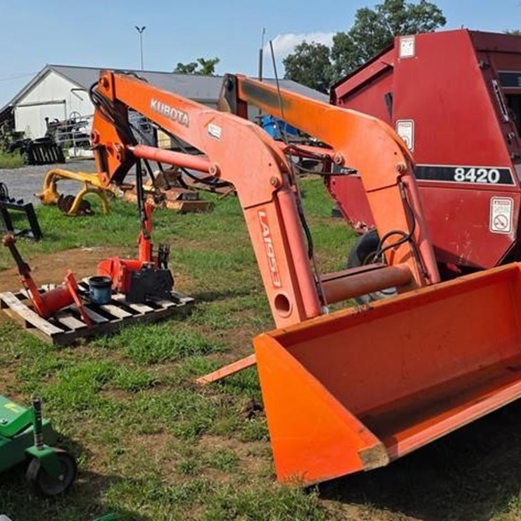 KUBOTA LA1953