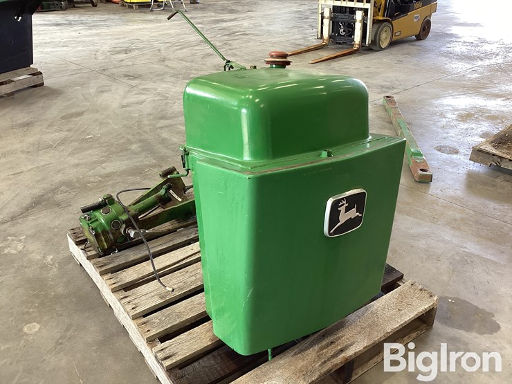 john-deere-4240-image-3