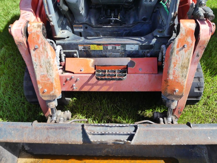 kubota-svl75-2-image-10