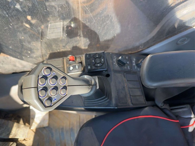 2018-volvo-ec220el-image-33