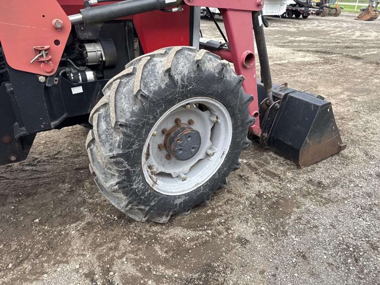 massey-ferguson-271xe-image-9