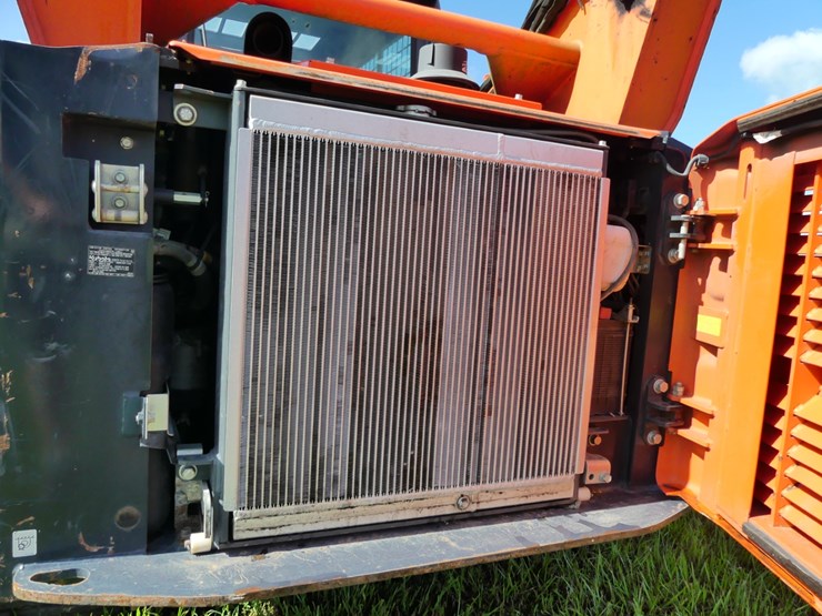 kubota-svl97-2-image-9