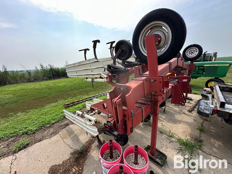 case-ih-1830-image-11