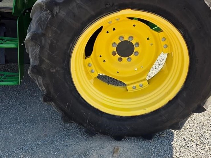 john-deere-5100e-image-31