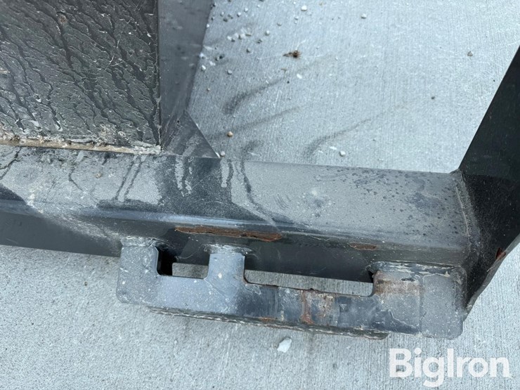 skid-steer-stump-bucket-image-17