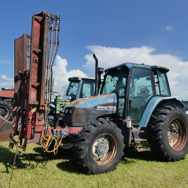 NEW HOLLAND TS110
