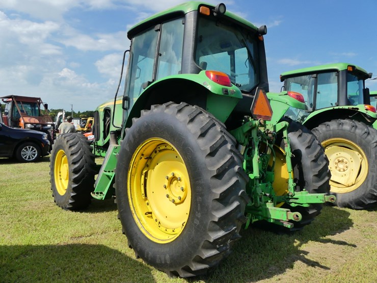 john-deere-7330-image-4
