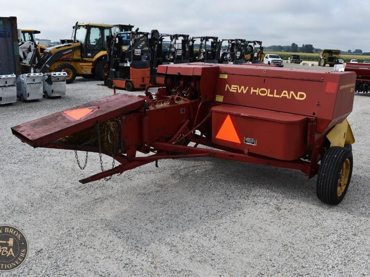 new-holland-311-image-9