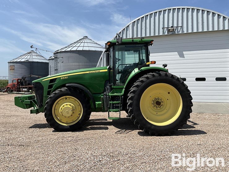 2006-john-deere-8330-image-8