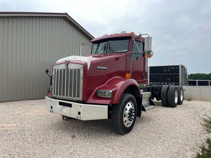 2006-kenworth-t800-image-1