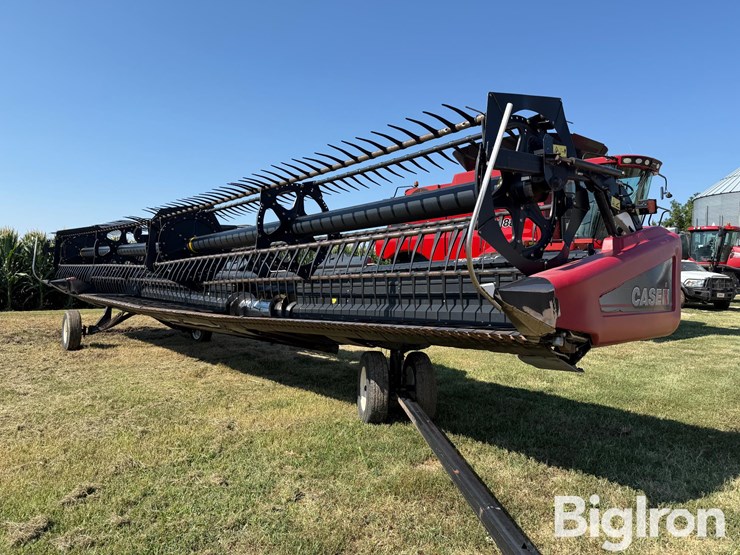 2012-case-ih-2162-image-1