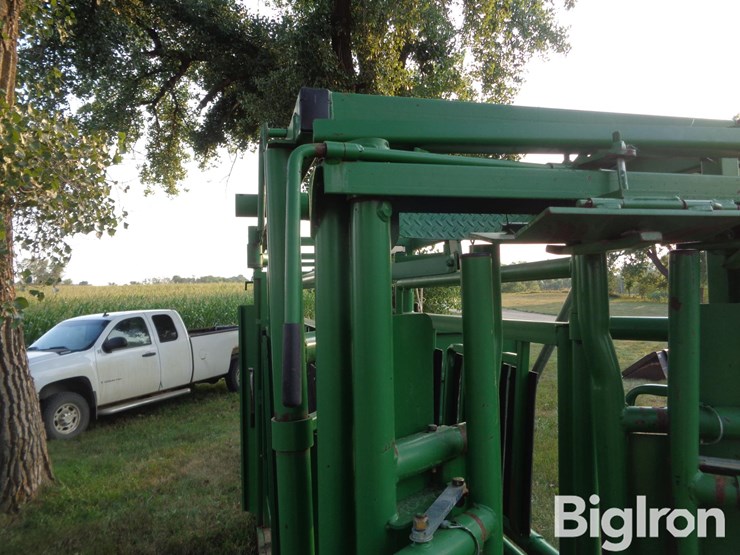 real-tuff-cattle-working-chute-image-15