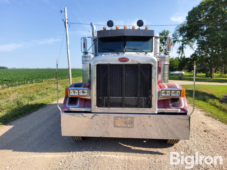 1990-peterbilt-379-image-2