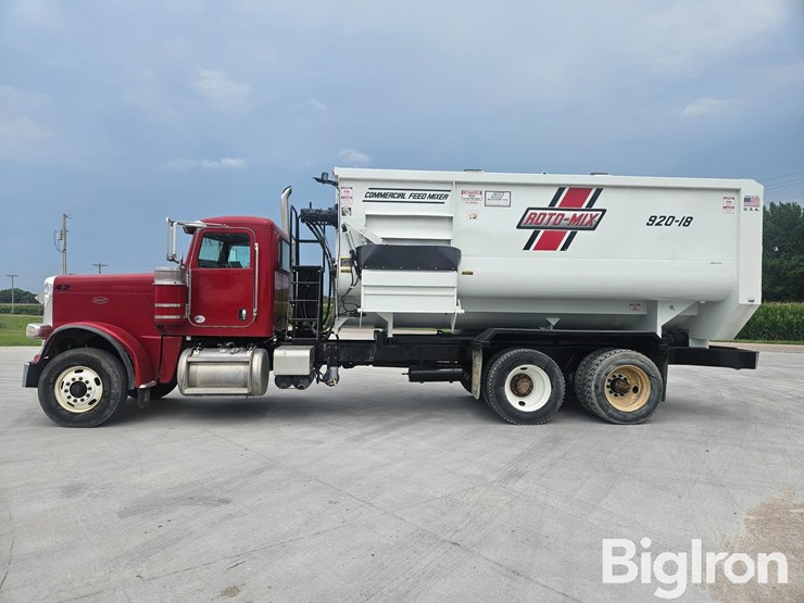 2020-peterbilt-389-image-8