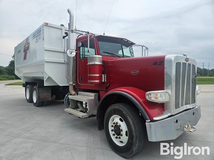 2020-peterbilt-389-image-3