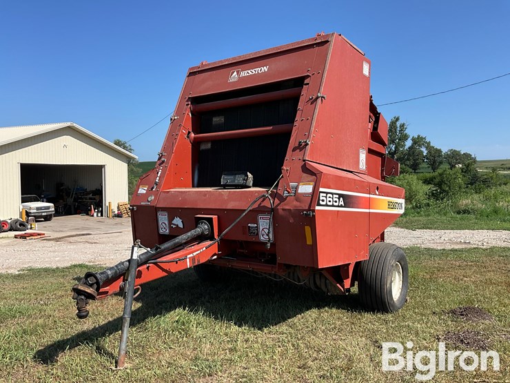 hesston-565a-image-1