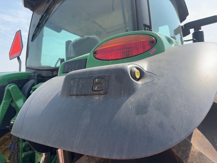 2020-john-deere-6155r-image-27