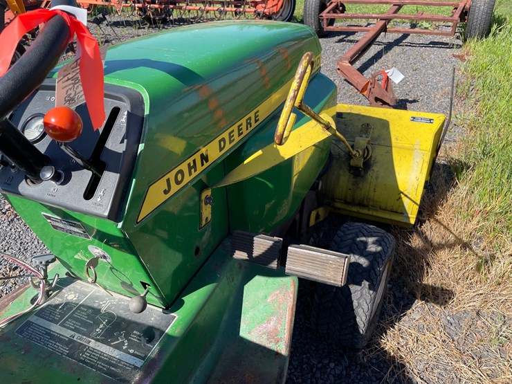john-deere-300-image-30
