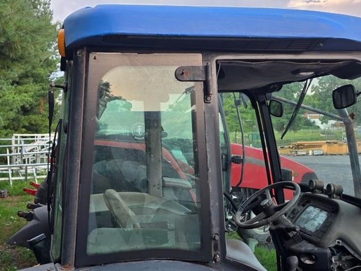 new-holland-tn65d-image-23