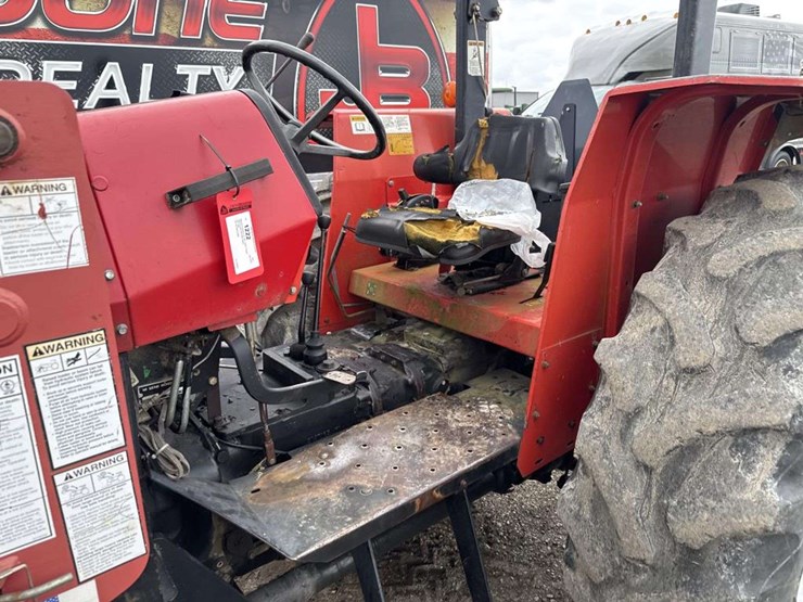massey-ferguson-271xe-image-12