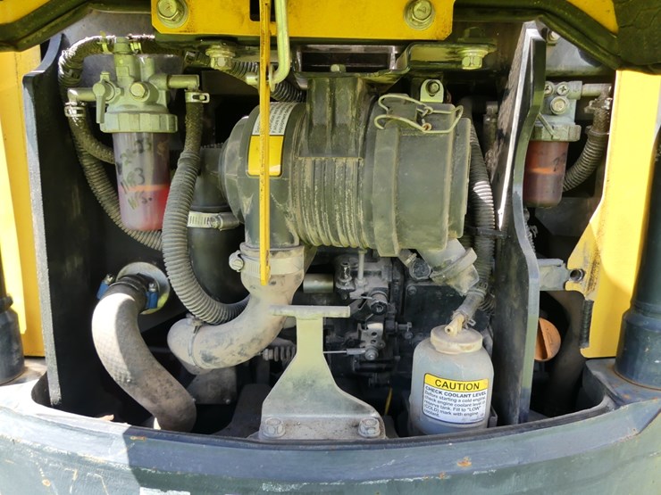 2017-yanmar-v1017-image-7