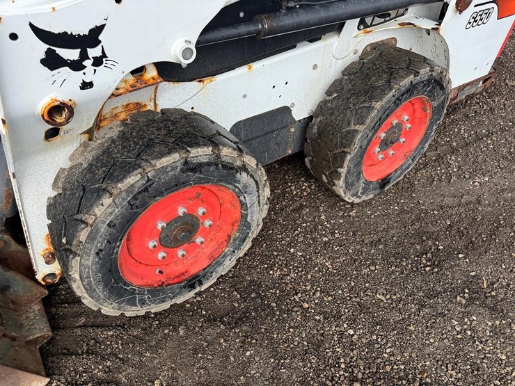 2017-bobcat-s550-image-13
