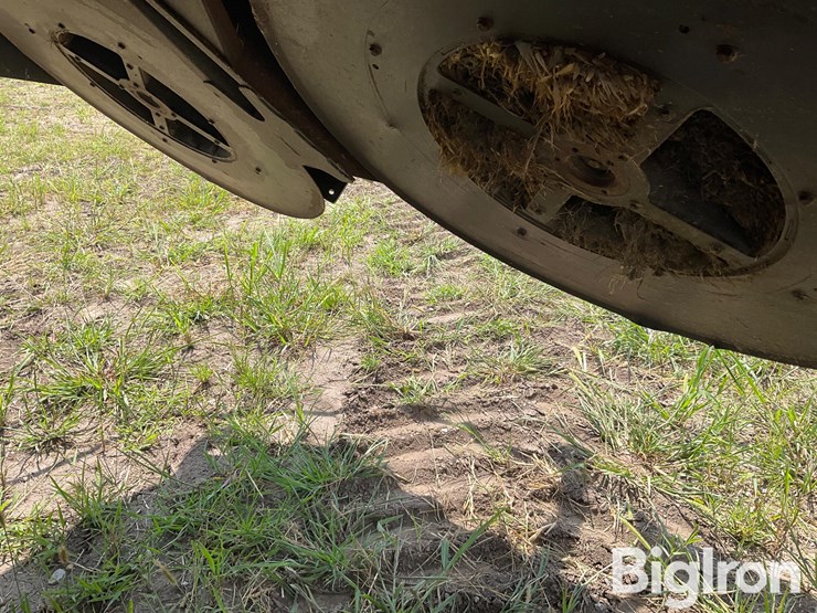 2014-caterpillar-c13-image-13