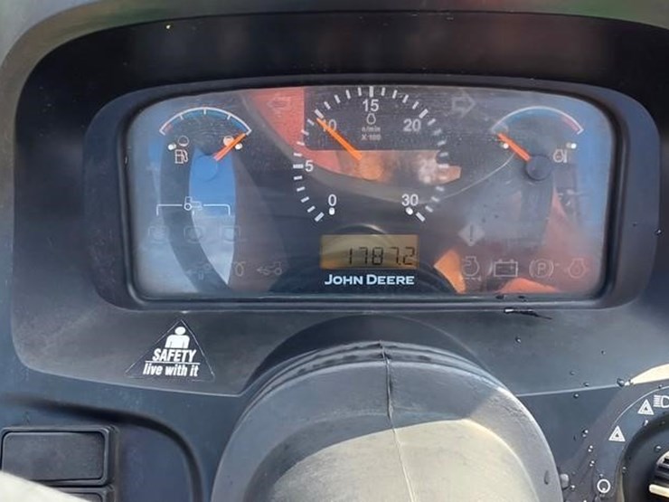 2013-john-deere-3520-image-64