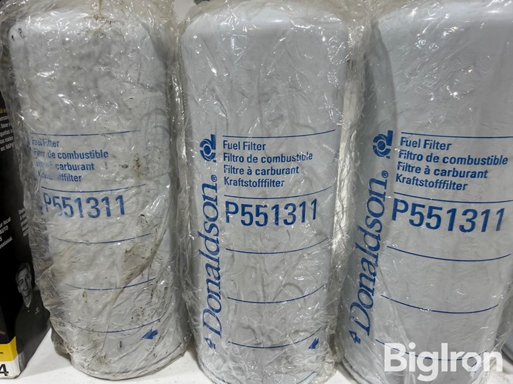peterbilt-caterpillar-motor-filters-image-9