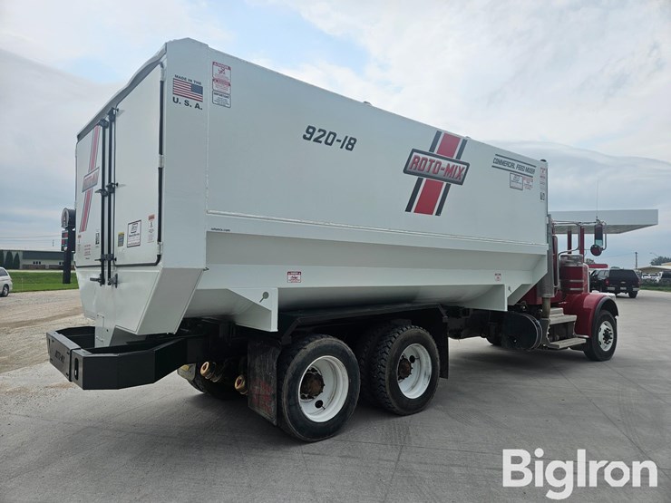 2020-peterbilt-389-image-5