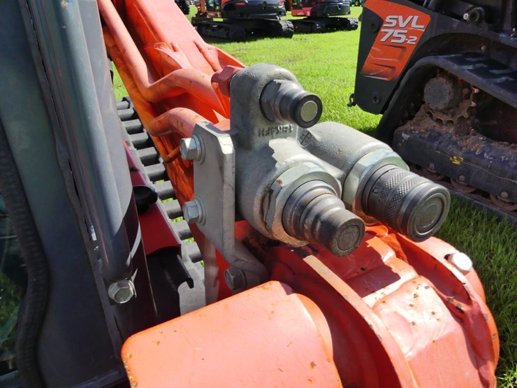 2022-kubota-svl75-2-image-13