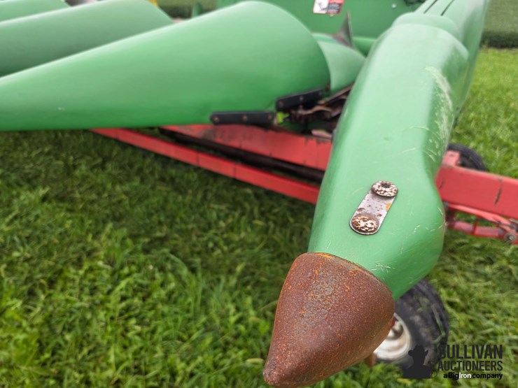 2012-john-deere-608c-image-9