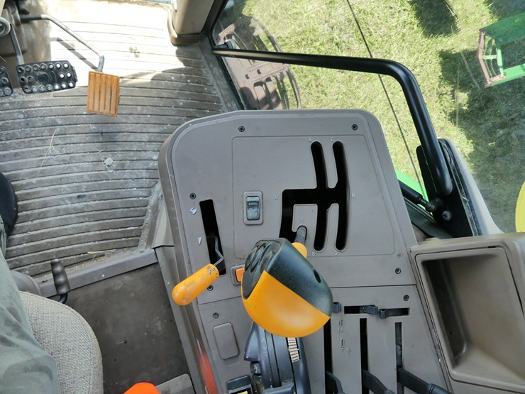 john-deere-6125m-image-14