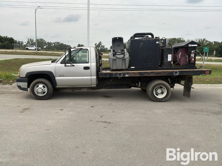 2006-chevrolet-3500-image-8