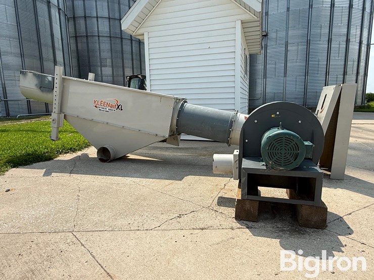 kleenair-self-powered-xl-14"-grain-screener-image-1