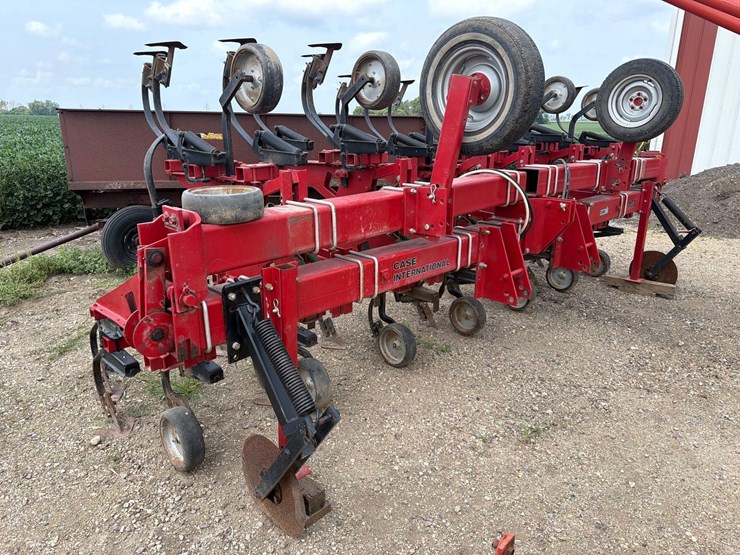case-ih-1830-image-2